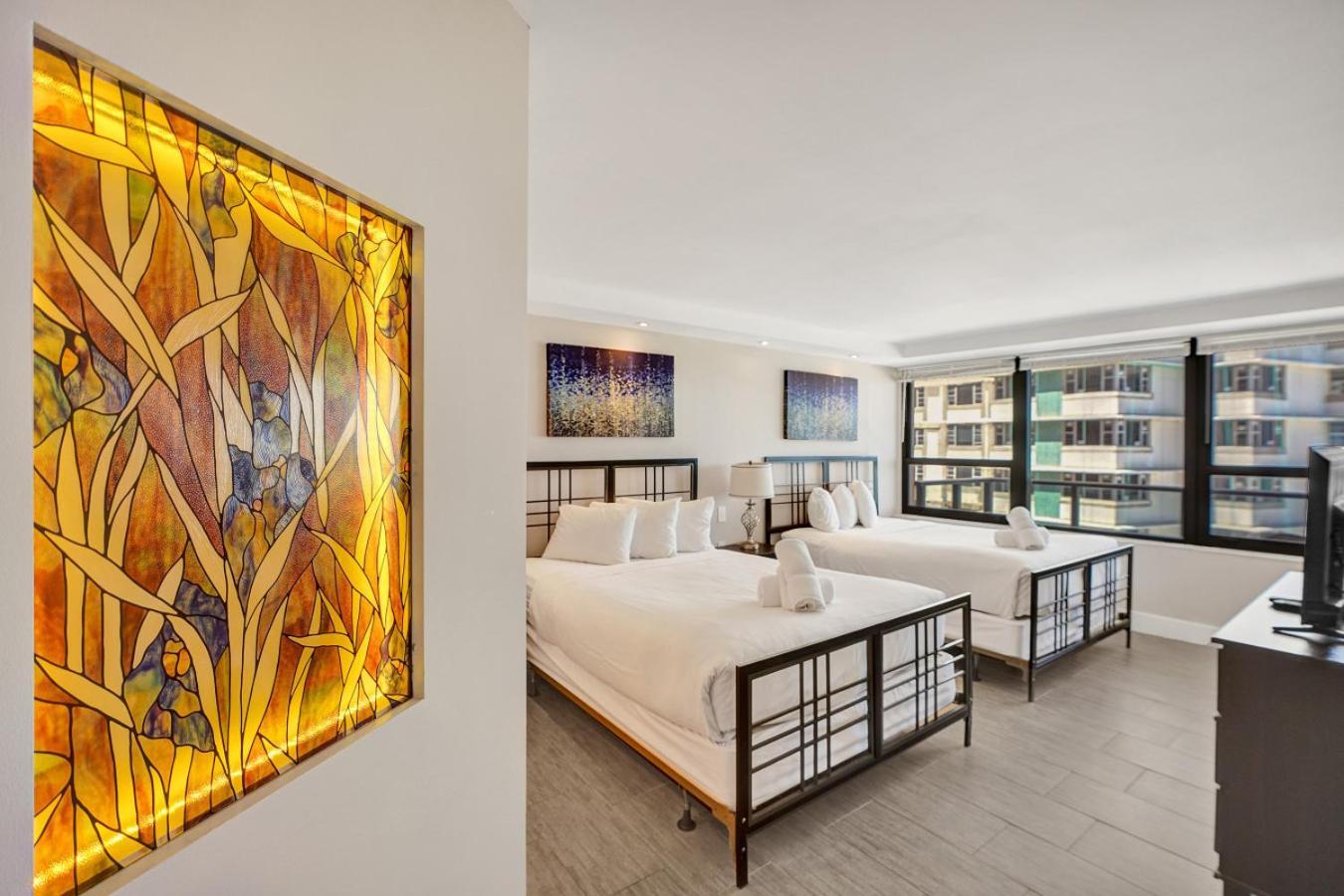Luxury With Amenities Pools Gym And Sauna 804 Miami Beach